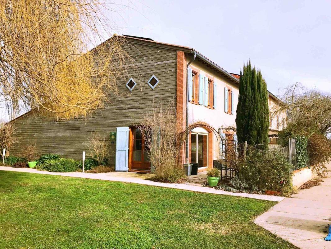 10 bedroom demeure in Mazeres, Ariège, France