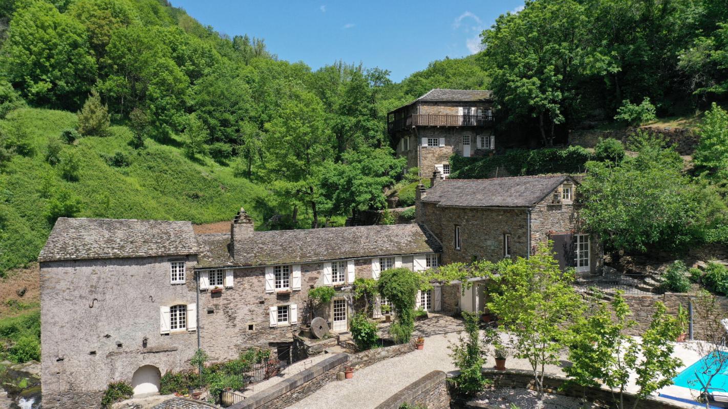 5 bedroom moulin in Coupiac, Aveyron, France