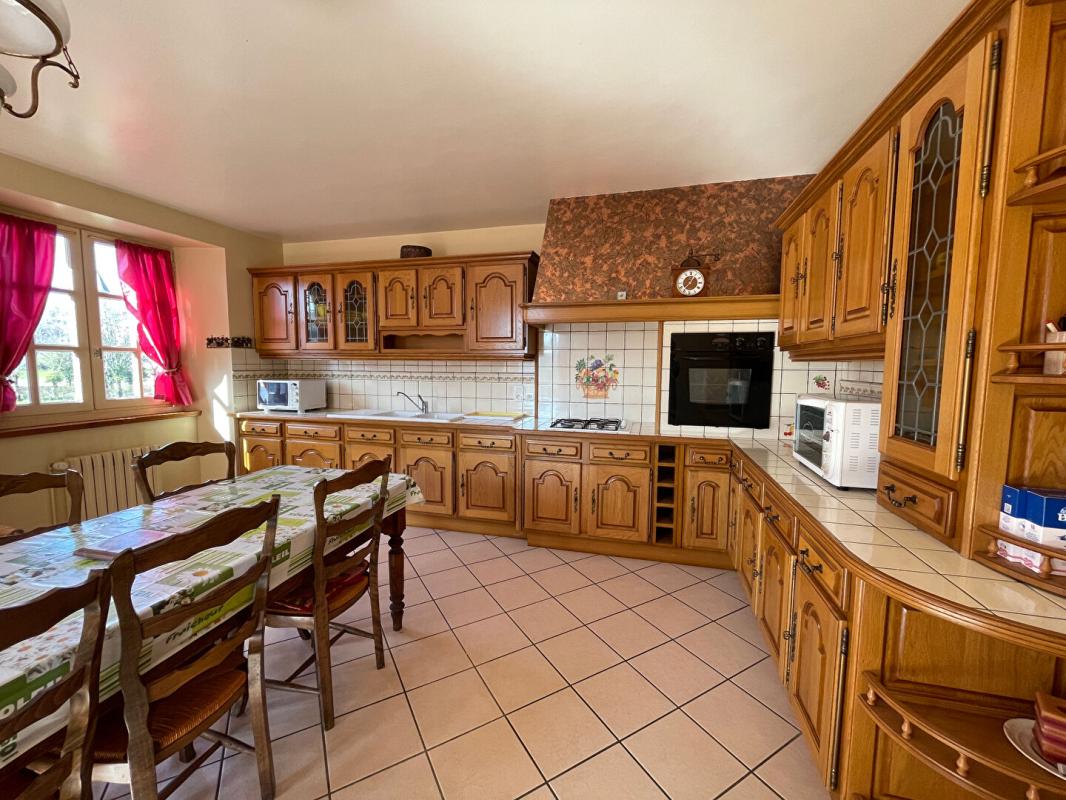 4 bedroom maison in Taussac, Aveyron, France