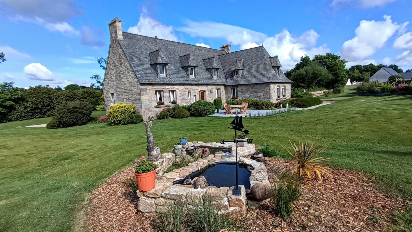 6 bedroom propriete in Landivisiau, Finistère, France