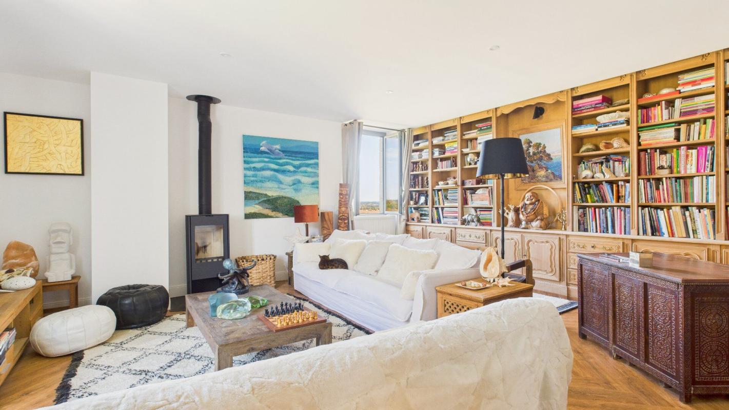 6 bedroom maison de maitre in Guiche, Pyrénées-Atlantiques, France