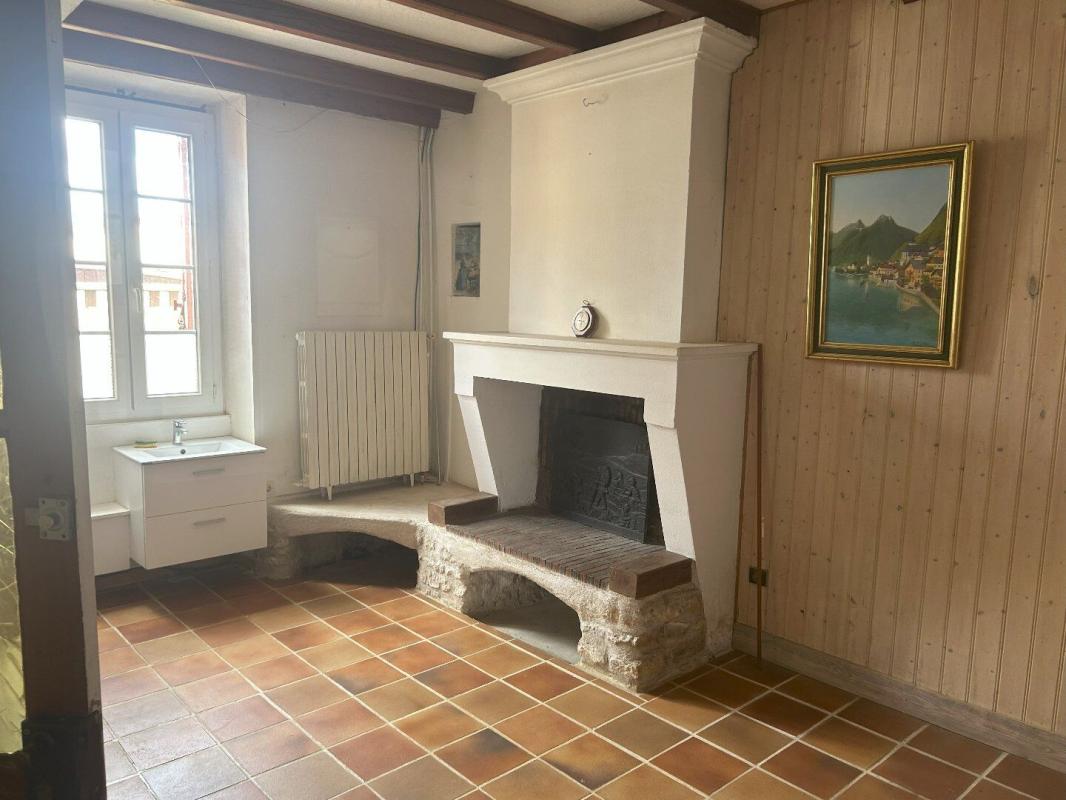3 bedroom maison in Annepont, Charente-Maritime, France