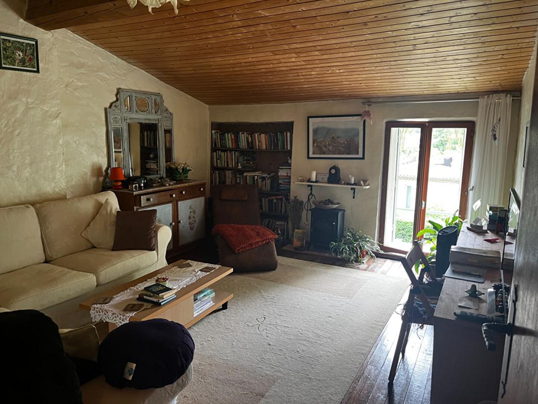 6 bedroom maison de village in Escueillens, Aude, France