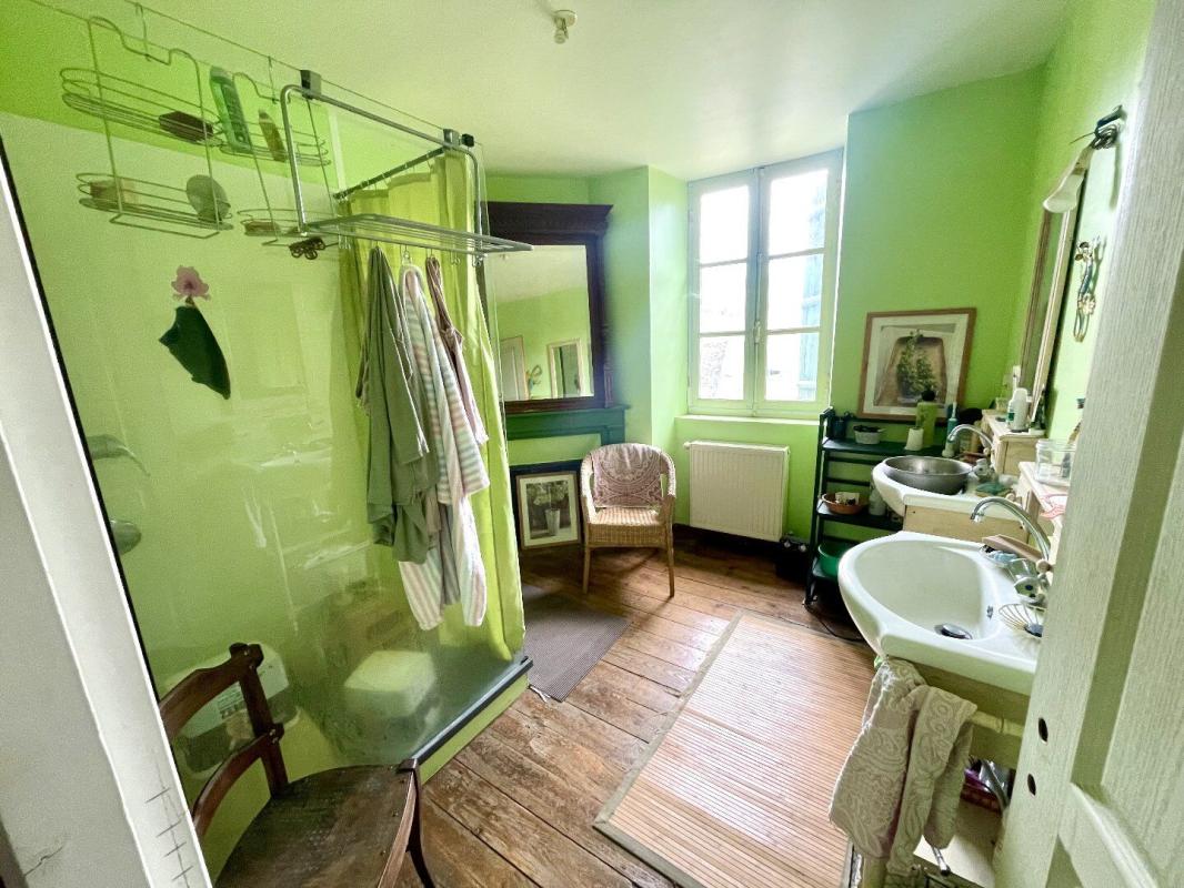 3 bedroom maison de village in Voutezac, Corrèze, France