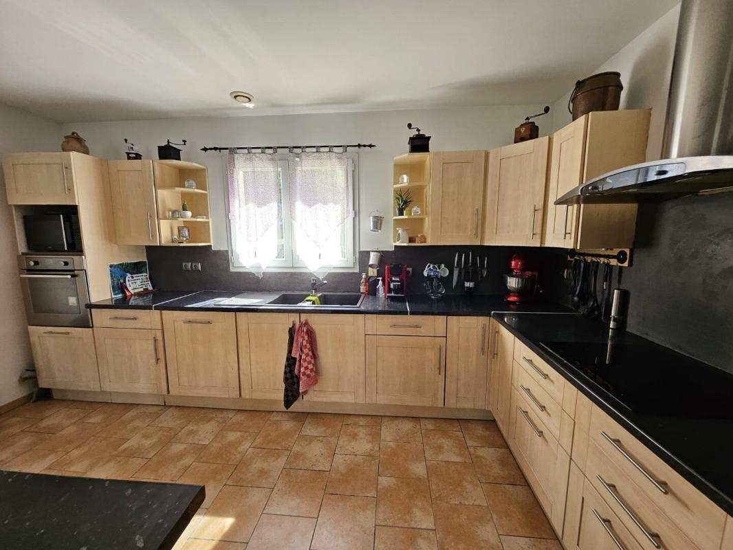 5 bedroom maison in Bassilac, Dordogne, France