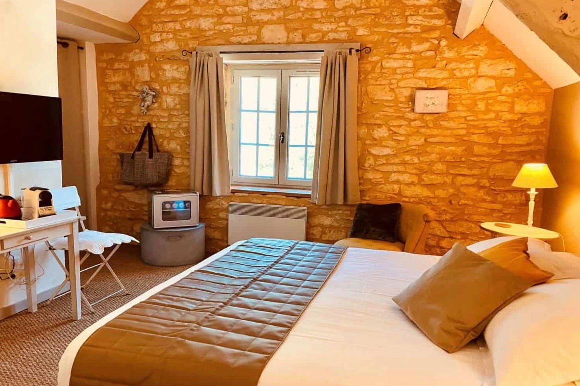 9 bedroom demeure in Sainte Nathalene, Dordogne, France