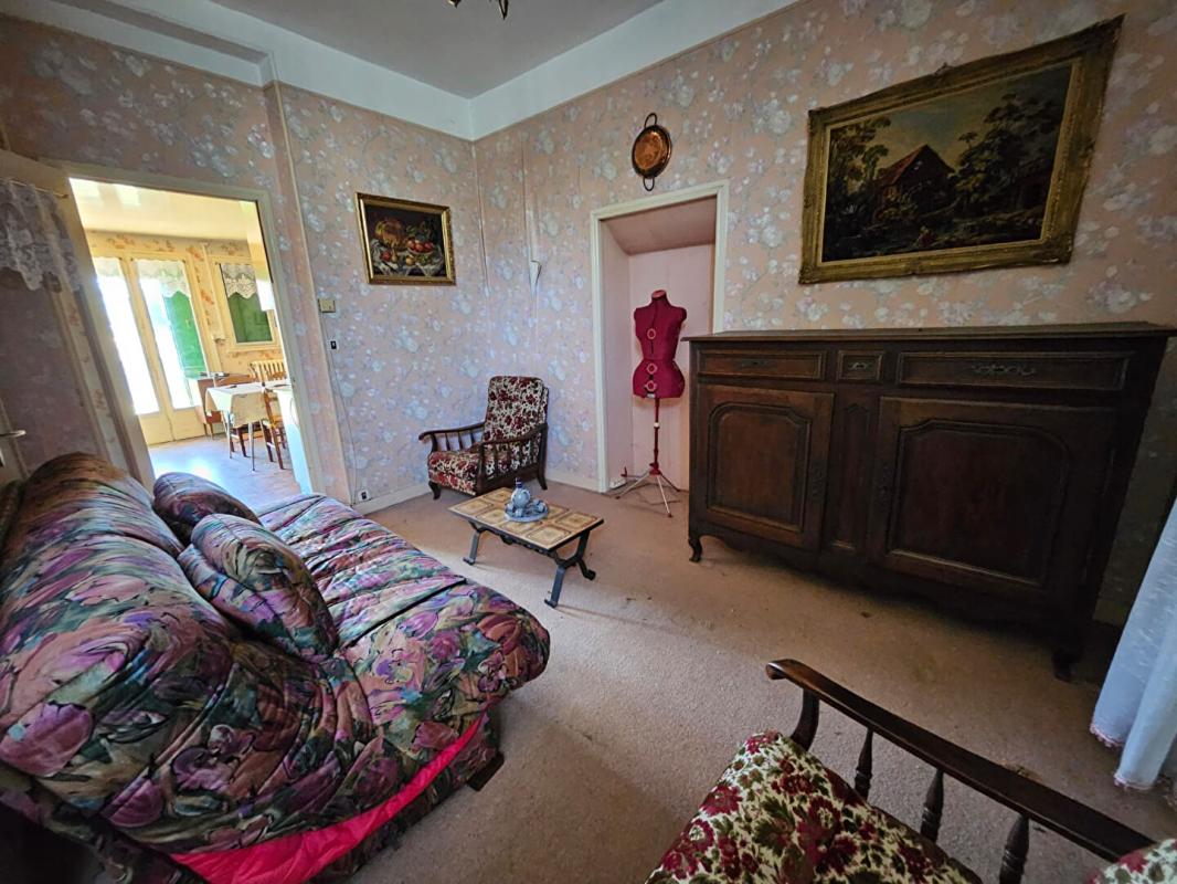2 bedroom maison a renover in Perigueux, Dordogne, France