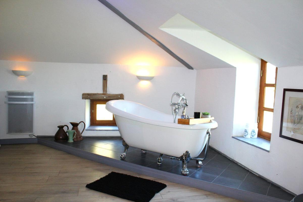 8 bedroom propriete in Bussiere Poitevine, Haute-Vienne, France