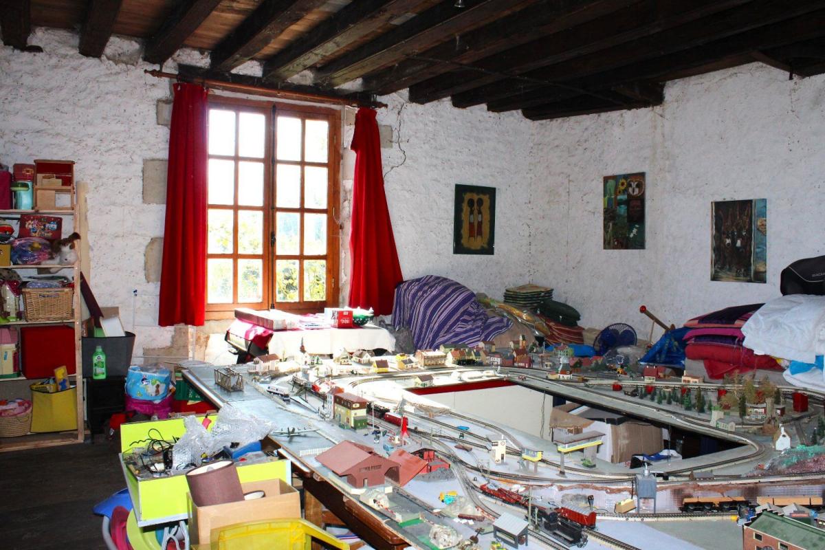 8 bedroom propriete in Bussiere Poitevine, Haute-Vienne, France