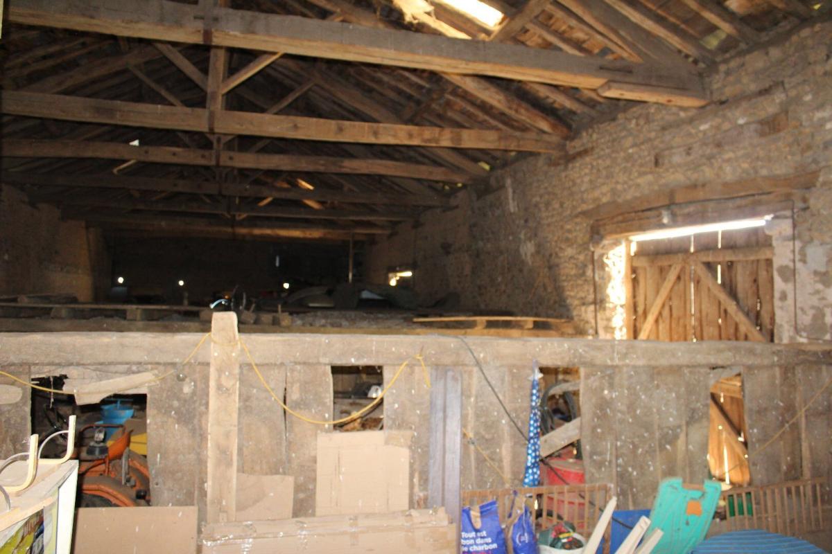 8 bedroom propriete in Bussiere Poitevine, Haute-Vienne, France