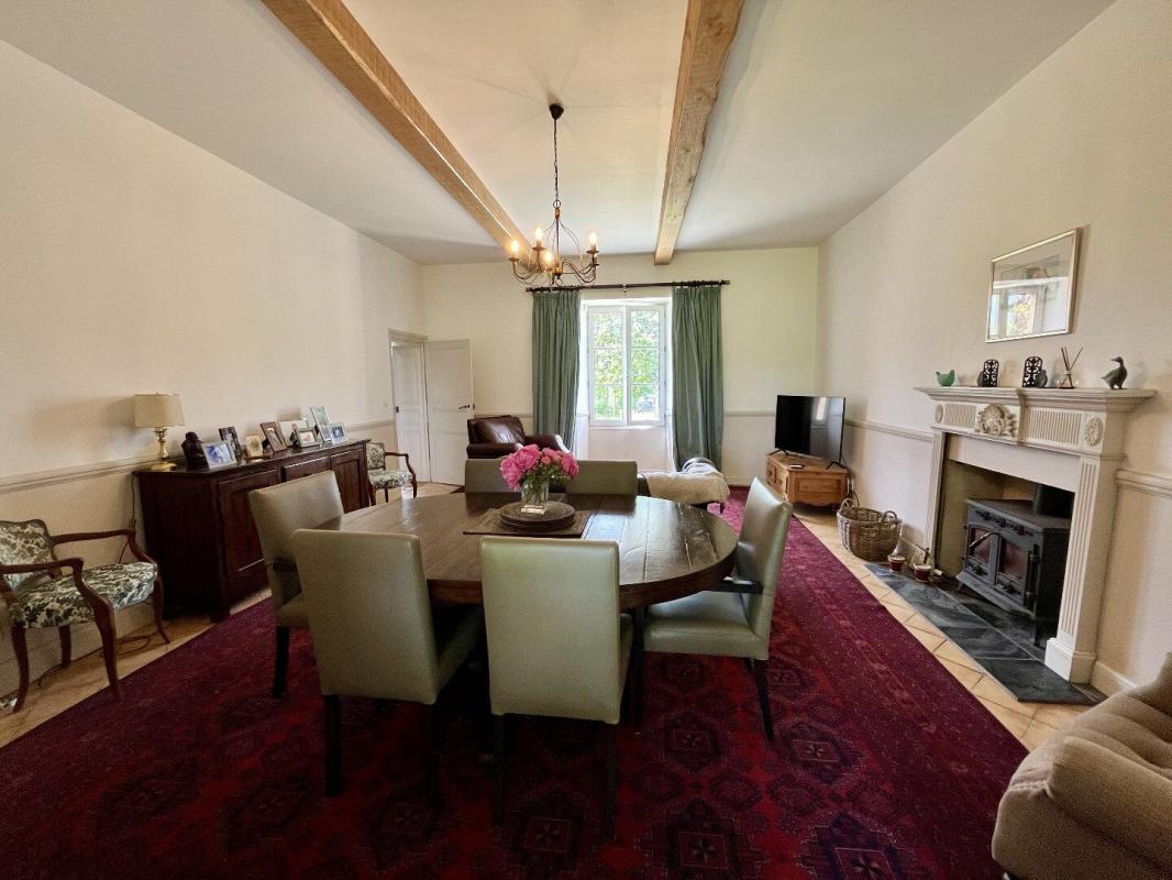5 bedroom manoir in Pressac, Vienne, France