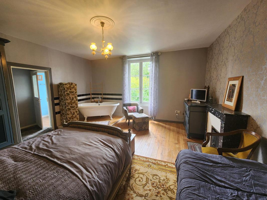 6 bedroom maison traditionnelle in Alloue, Charente, France