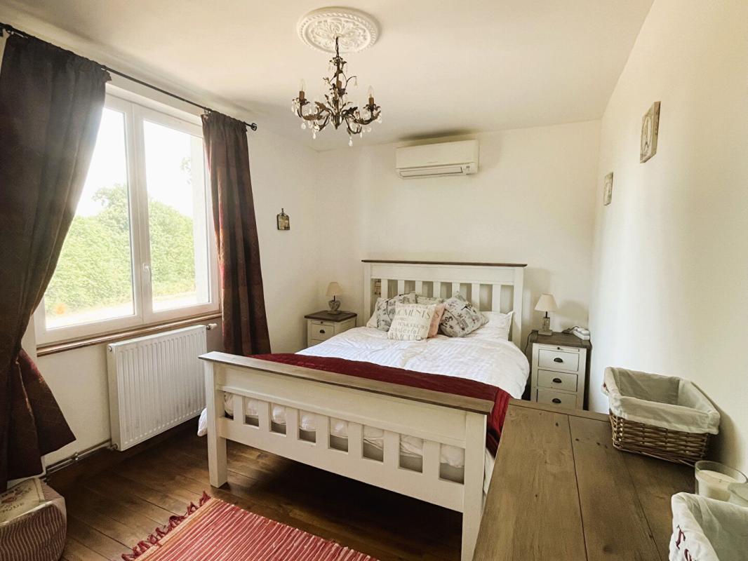 5 bedroom demeure in Marval, Haute-Vienne, France