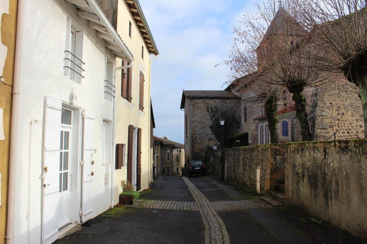 1 bedroom maison de village in Availles Limouzine, Vienne, France