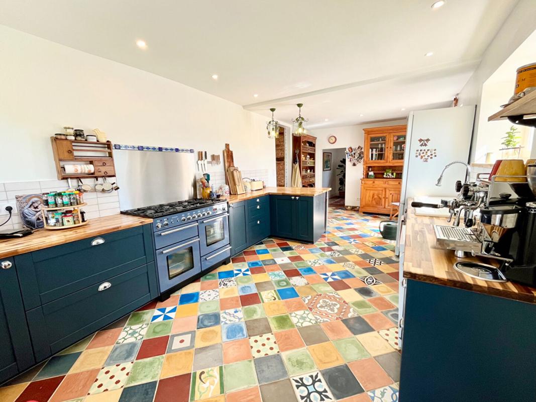 3 bedroom maison in L Isle Jourdain, Vienne, France