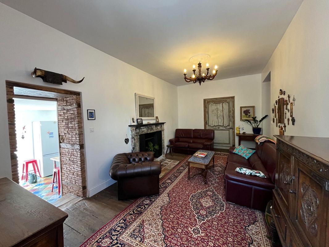 3 bedroom maison in L Isle Jourdain, Vienne, France