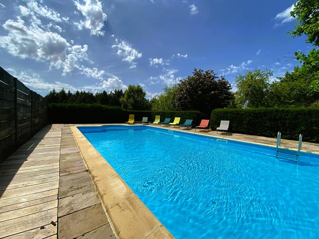 4 bedroom maison en pierres in Maisonnais Sur Tardoire, Haute-Vienne, France