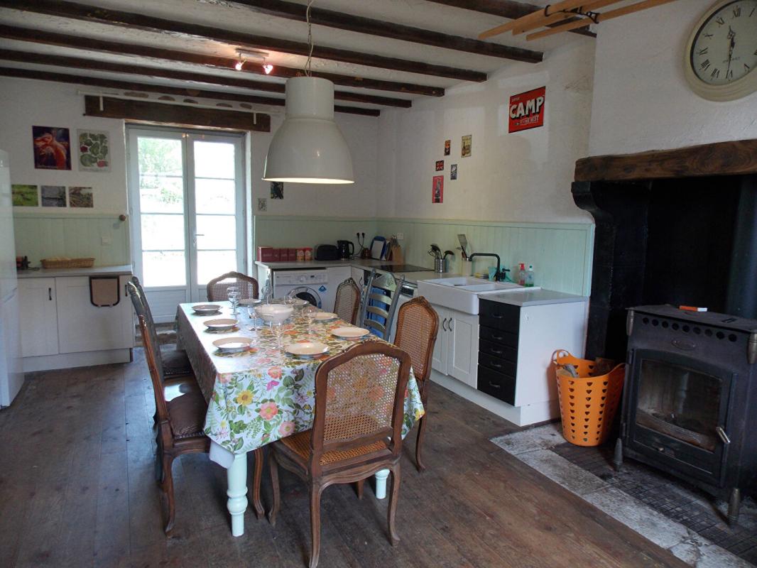 4 bedroom maison en pierres in Maisonnais Sur Tardoire, Haute-Vienne, France