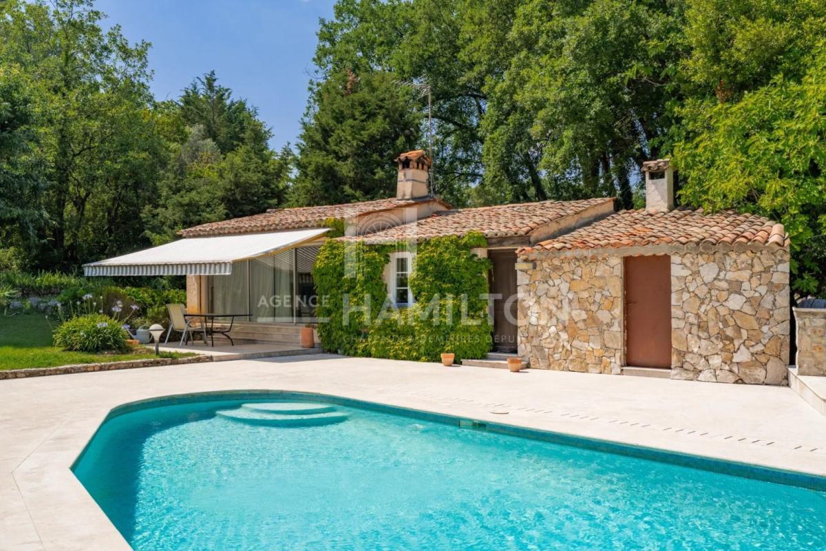 5 bedroom villa in Châteauneuf-grasse, Alpes-Maritimes, France
