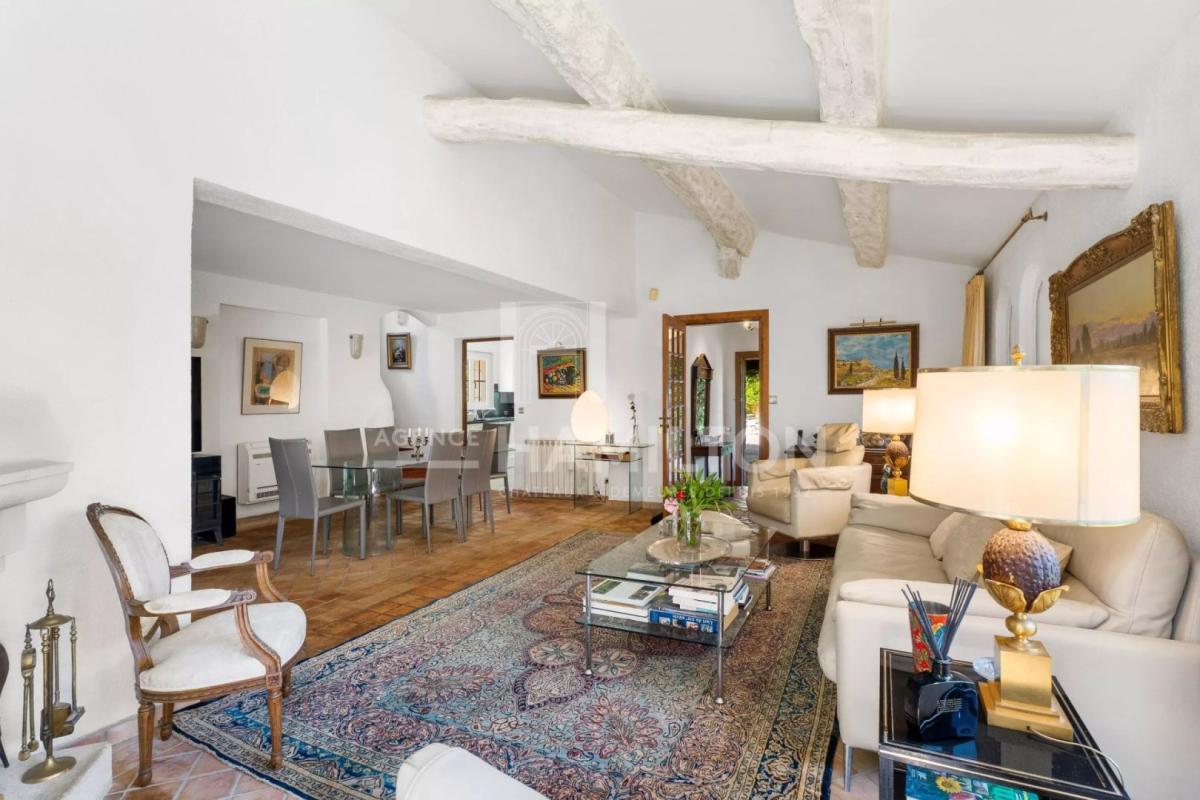 5 bedroom villa in Châteauneuf-grasse, Alpes-Maritimes, France