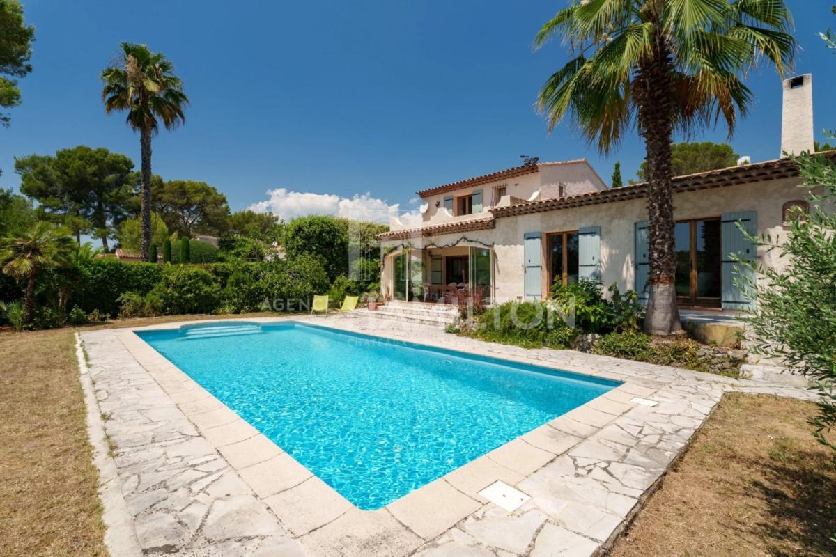 4 bedroom villa in Valbonne, Alpes-Maritimes, France
