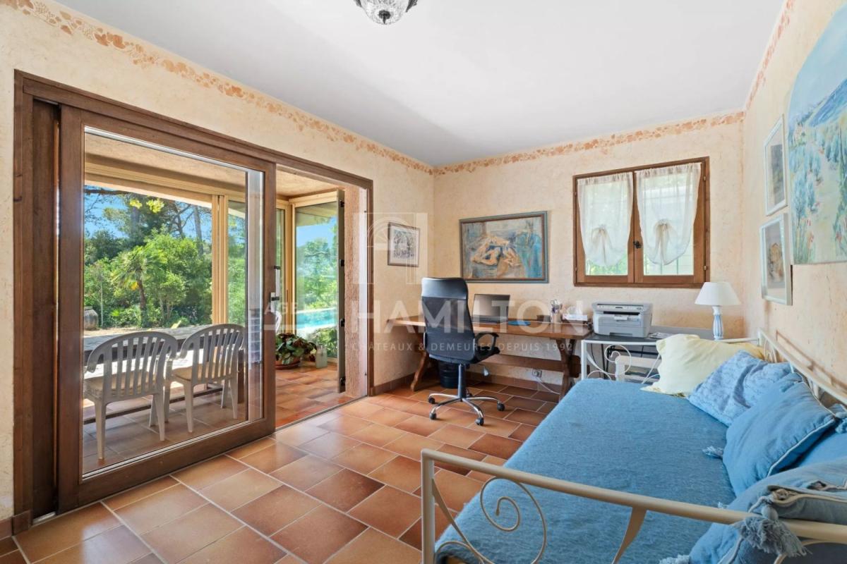 4 bedroom villa in Valbonne, Alpes-Maritimes, France