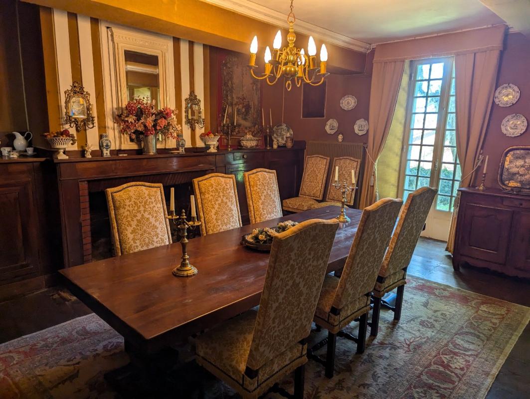 8 bedroom manoir in Saint Girons, Ariège, France