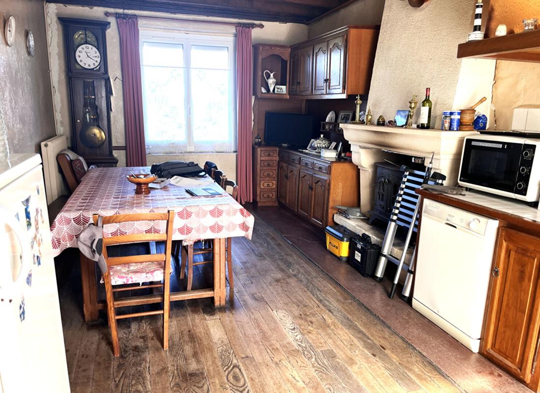 5 bedroom corps de ferme in Montmoreau Saint Cybard, Charente, France