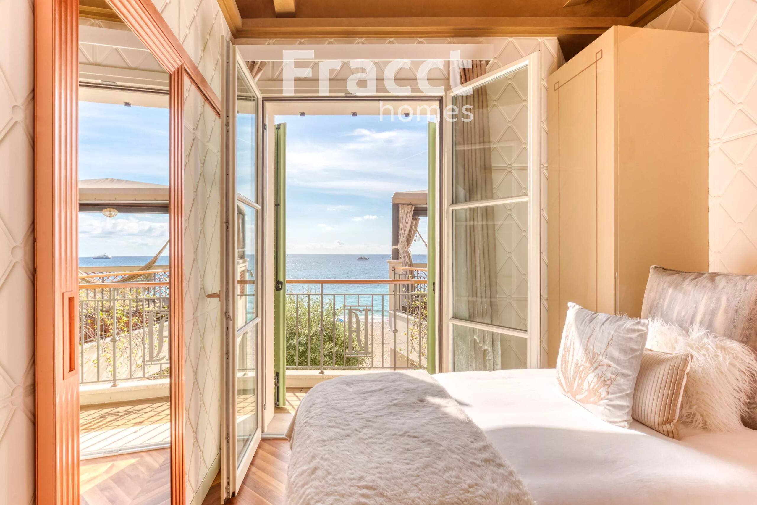 6 bedroom Villa in Roquebrune-Cap-Martin, Alpes-Maritimes, France – 86647991