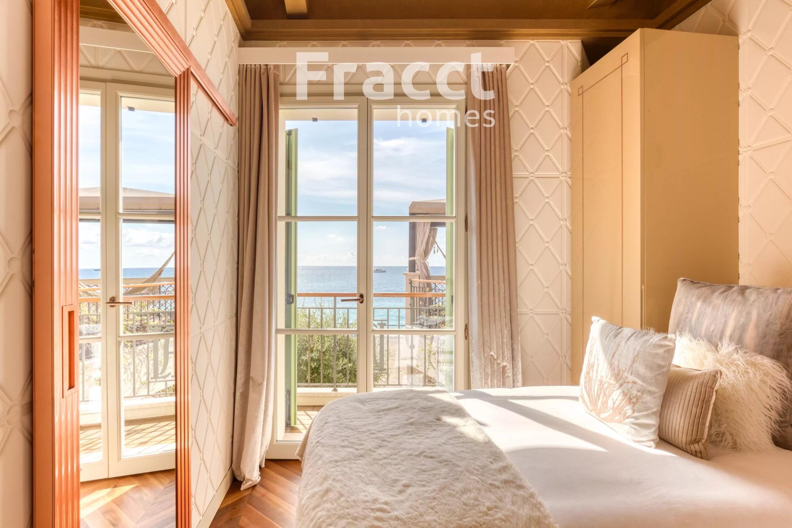 6 bedroom Villa in Roquebrune-Cap-Martin, Alpes-Maritimes, France – 86647991