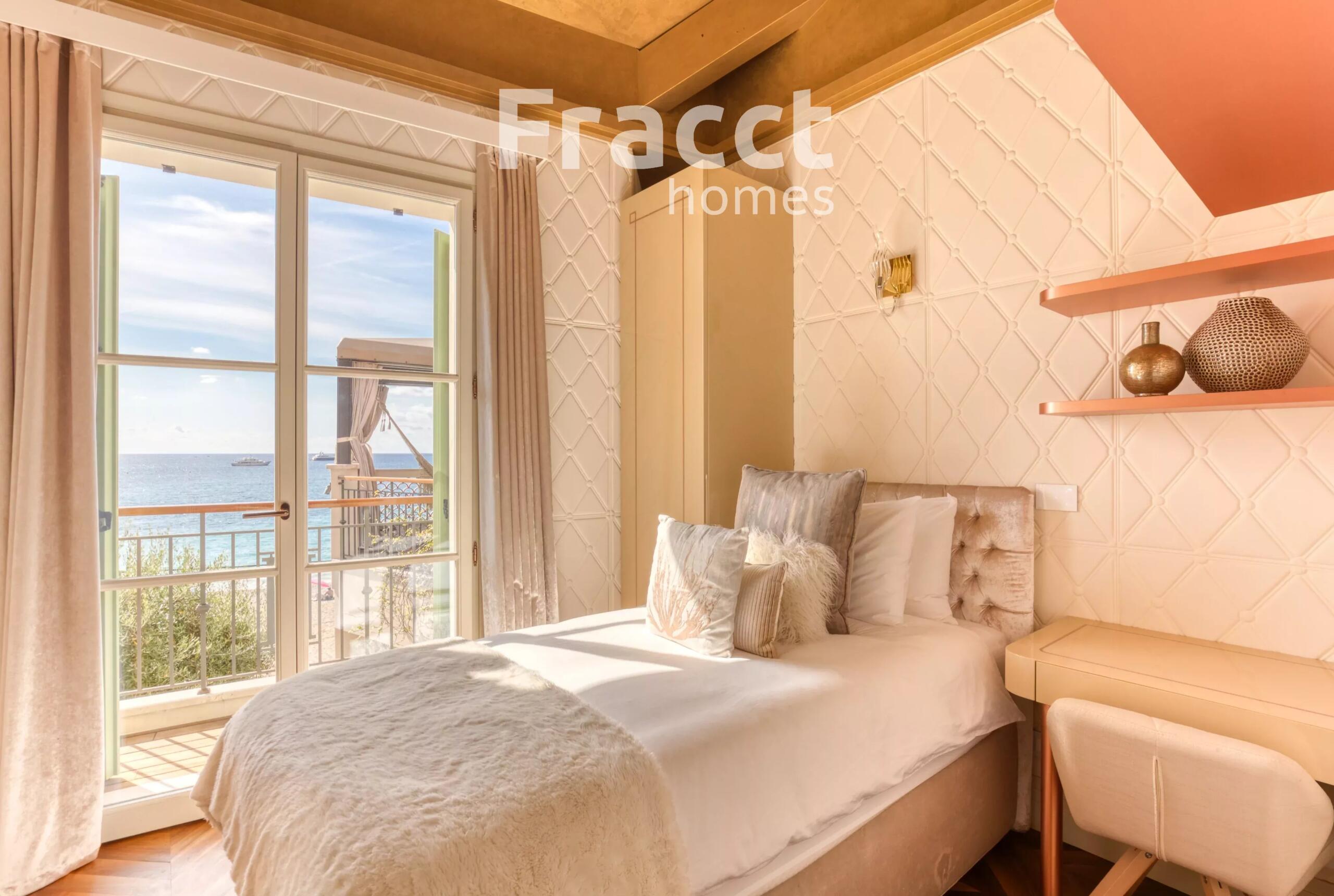 6 bedroom Villa in Roquebrune-Cap-Martin, Alpes-Maritimes, France – 86647991