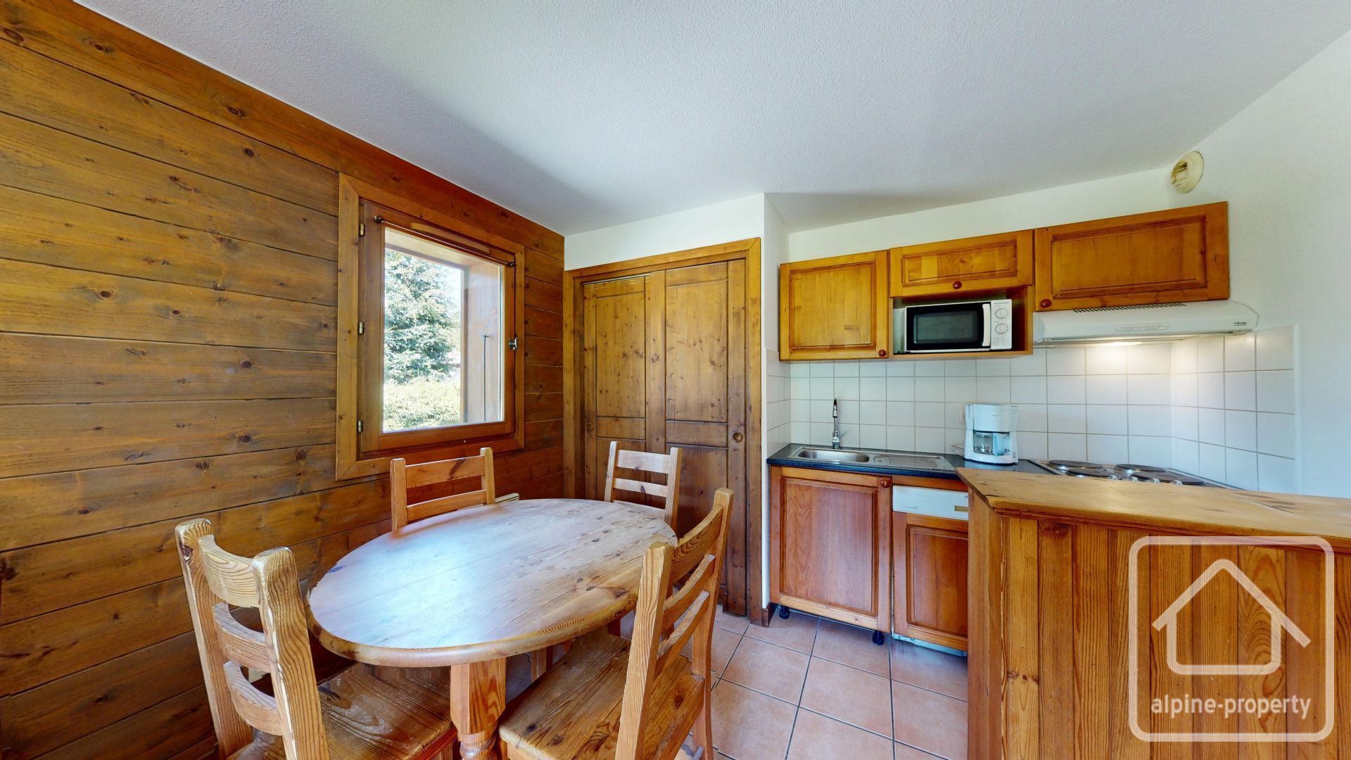 1 Bedroom Apartment With Beautiful Mountain Views For Sale – GENTIANESAM