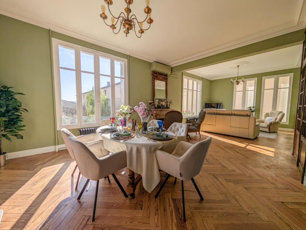 Beautifully Renovated and Furnished Apartment in the Heart of Carcassonne