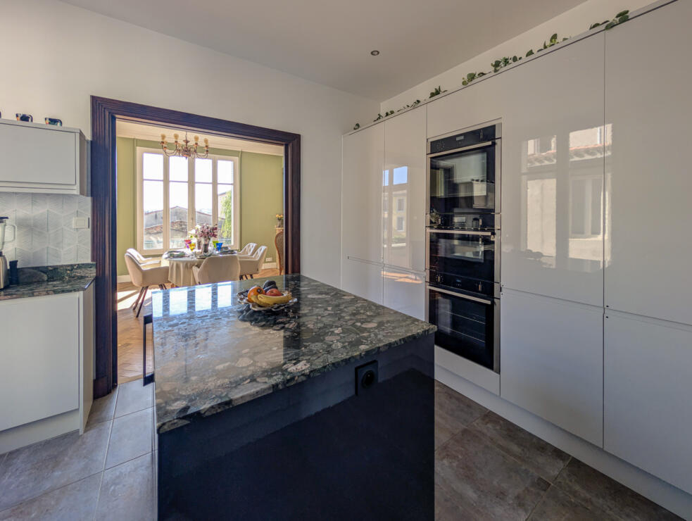 Beautifully Renovated and Furnished Apartment in the Heart of Carcassonne