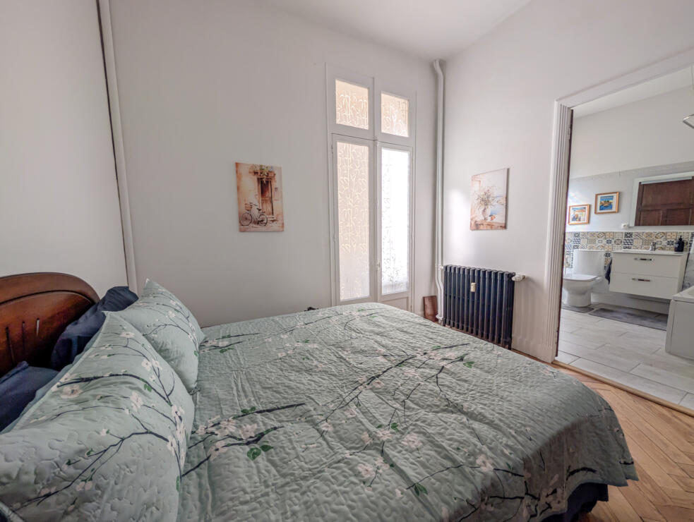 Beautifully Renovated and Furnished Apartment in the Heart of Carcassonne