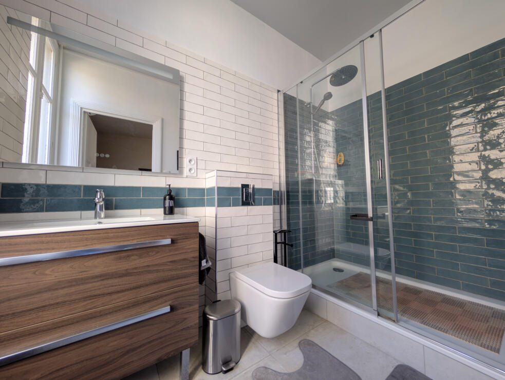 Beautifully Renovated and Furnished Apartment in the Heart of Carcassonne