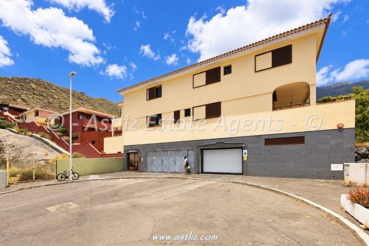 3 bedroom apartment in Torviscas Bajo, Santa Cruz De Tenerife, Spain – AAEP1911