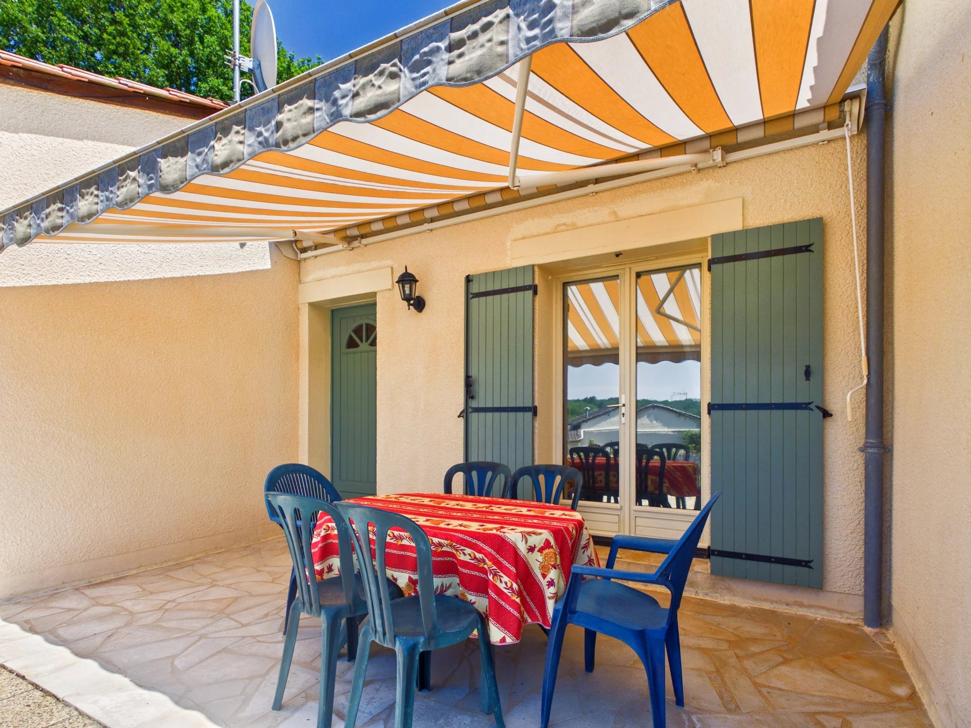 Pretty 3 bedroom bungalow with large garden in super location., Aquitaine – France – BVI86063