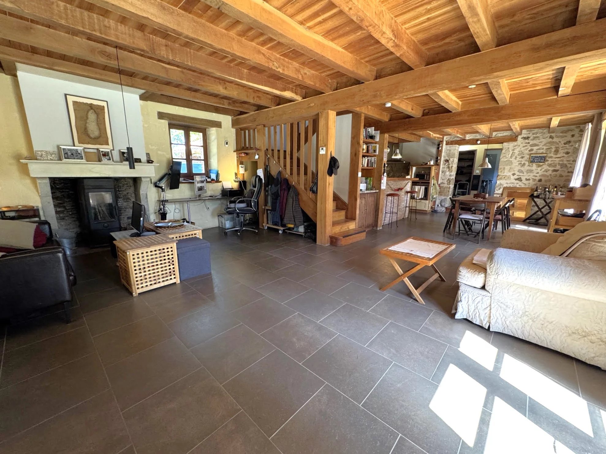 Detached Character French Property, with Private extensive Gardens and Woodland, Poitou-Charentes – France – BVI86064