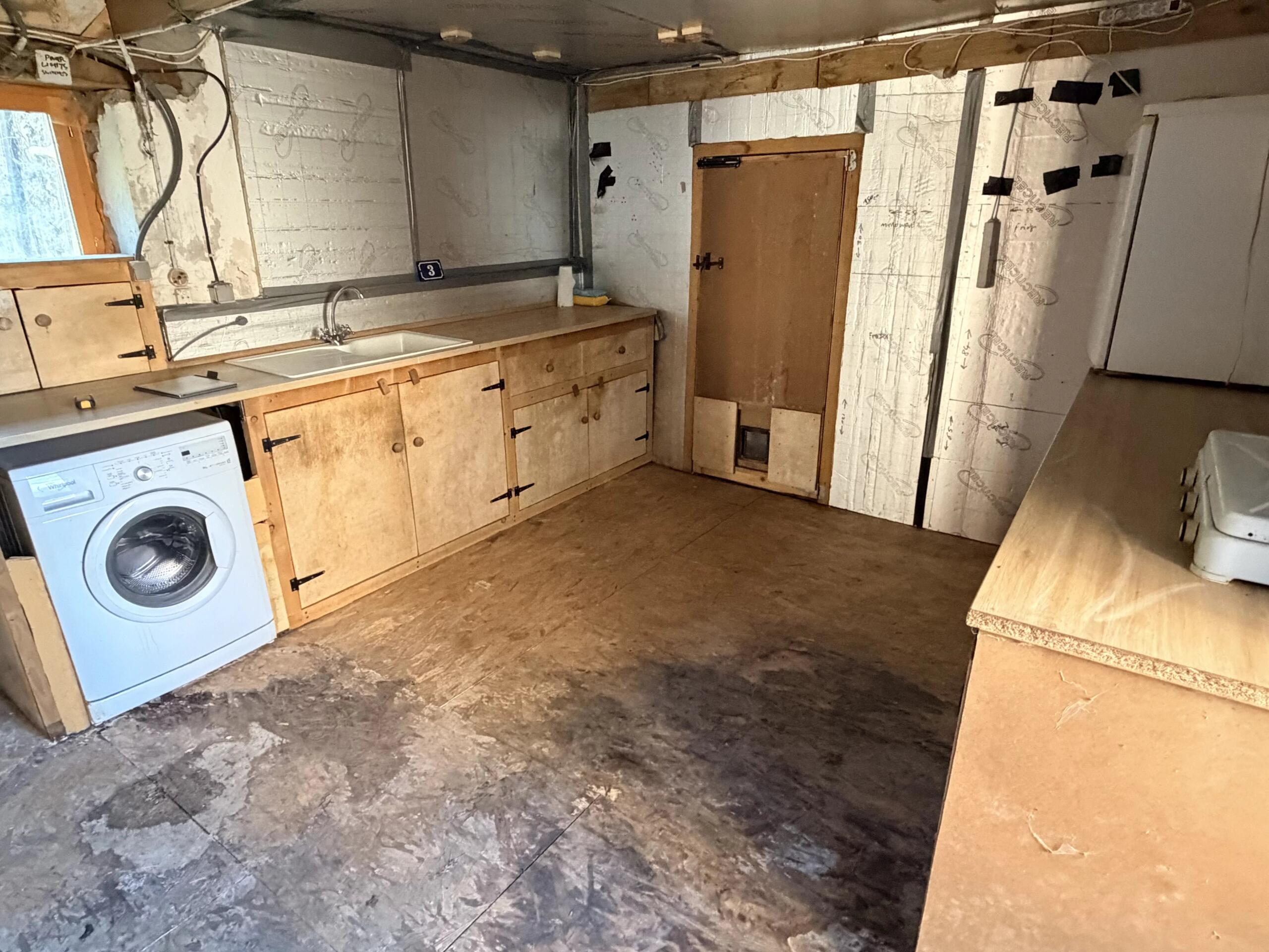 House to finish renovating in tranquil location, Limousin – France – BVI86325