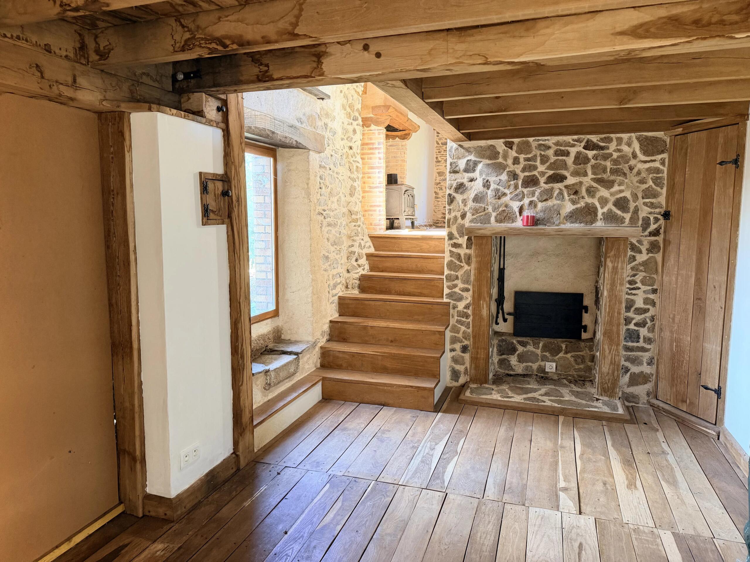 House to finish renovating in tranquil location, Limousin – France – BVI86325