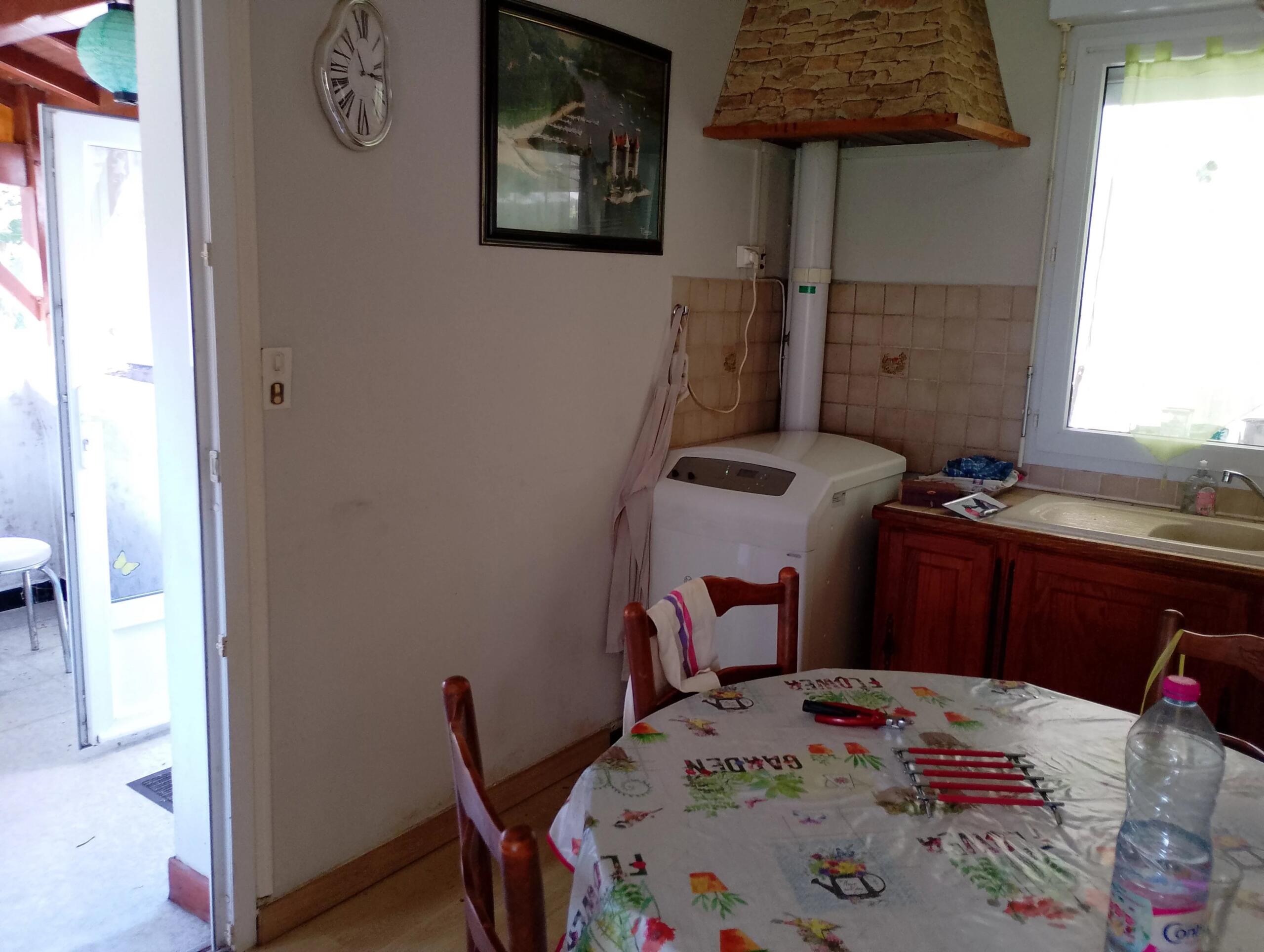 Near Jonzac, Poitou-Charentes – France – BVI84934