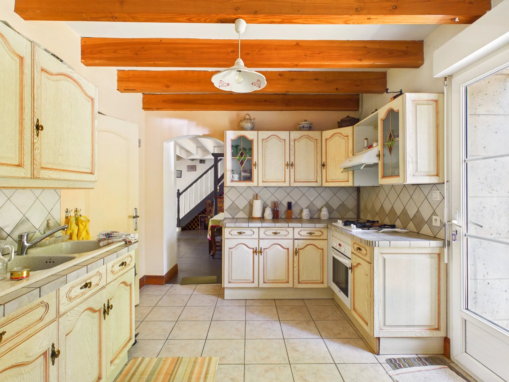 Spacious Family Home with 5 Bedrooms, Large Garden, Poitou-Charentes – France – BVI82308