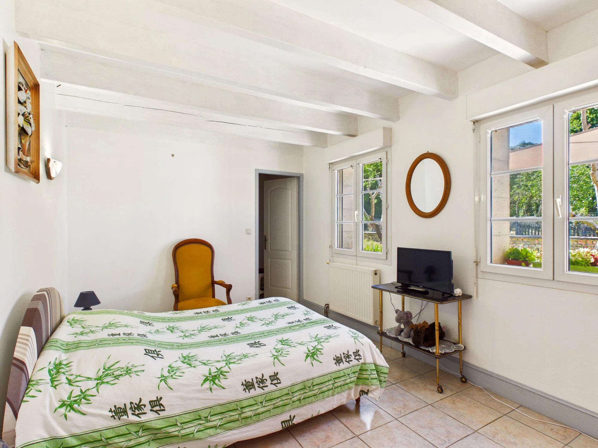 Spacious Family Home with 5 Bedrooms, Large Garden, Poitou-Charentes – France – BVI82308