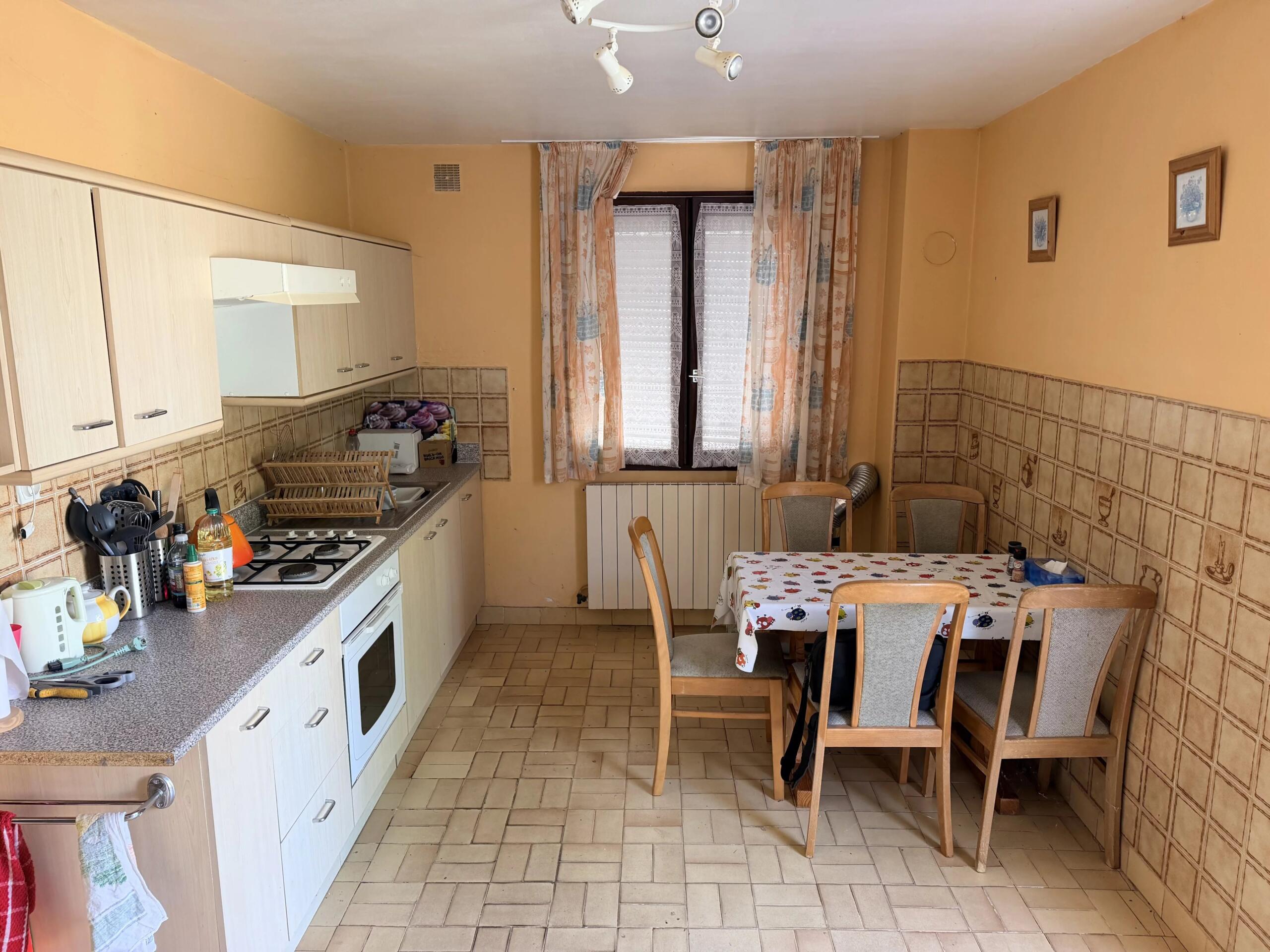 Detached 3 bedroom house in a quiet hamlet, just 10 min from major towns, Limousin – France – BVI86322