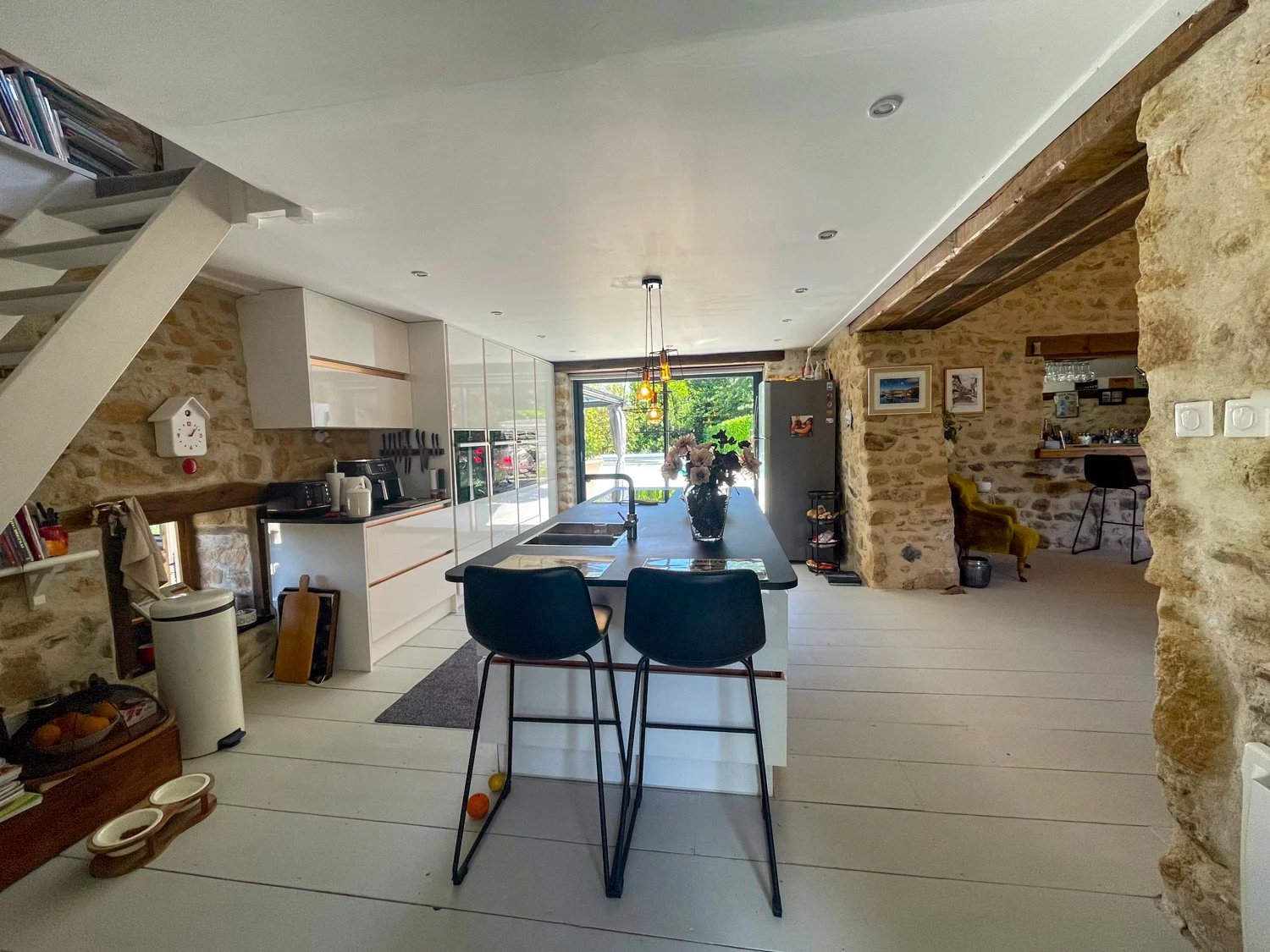 Two stone interconnected houses with lovely pool and outbuildings, Aquitaine – France – BVI86086