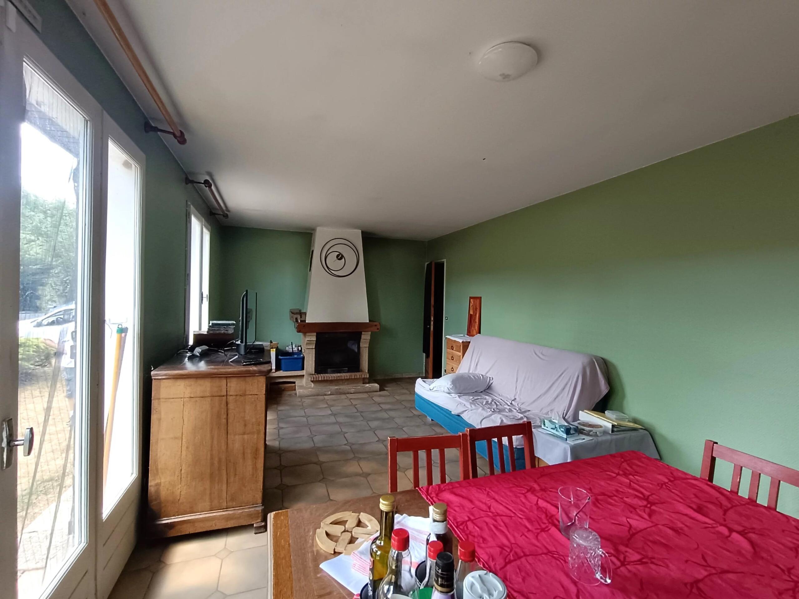 A picturesque setting just an hour from the beach, Poitou-Charentes – France – BVI85259