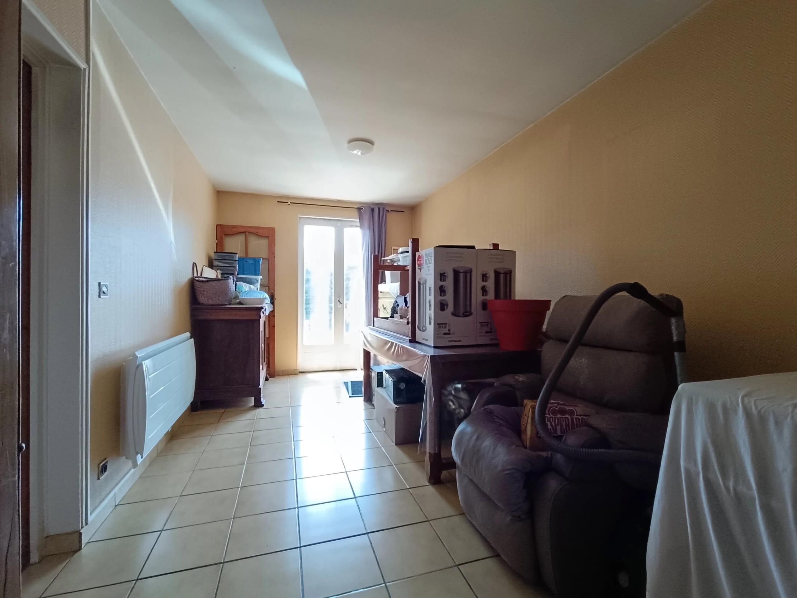 A picturesque setting just an hour from the beach, Poitou-Charentes – France – BVI85259