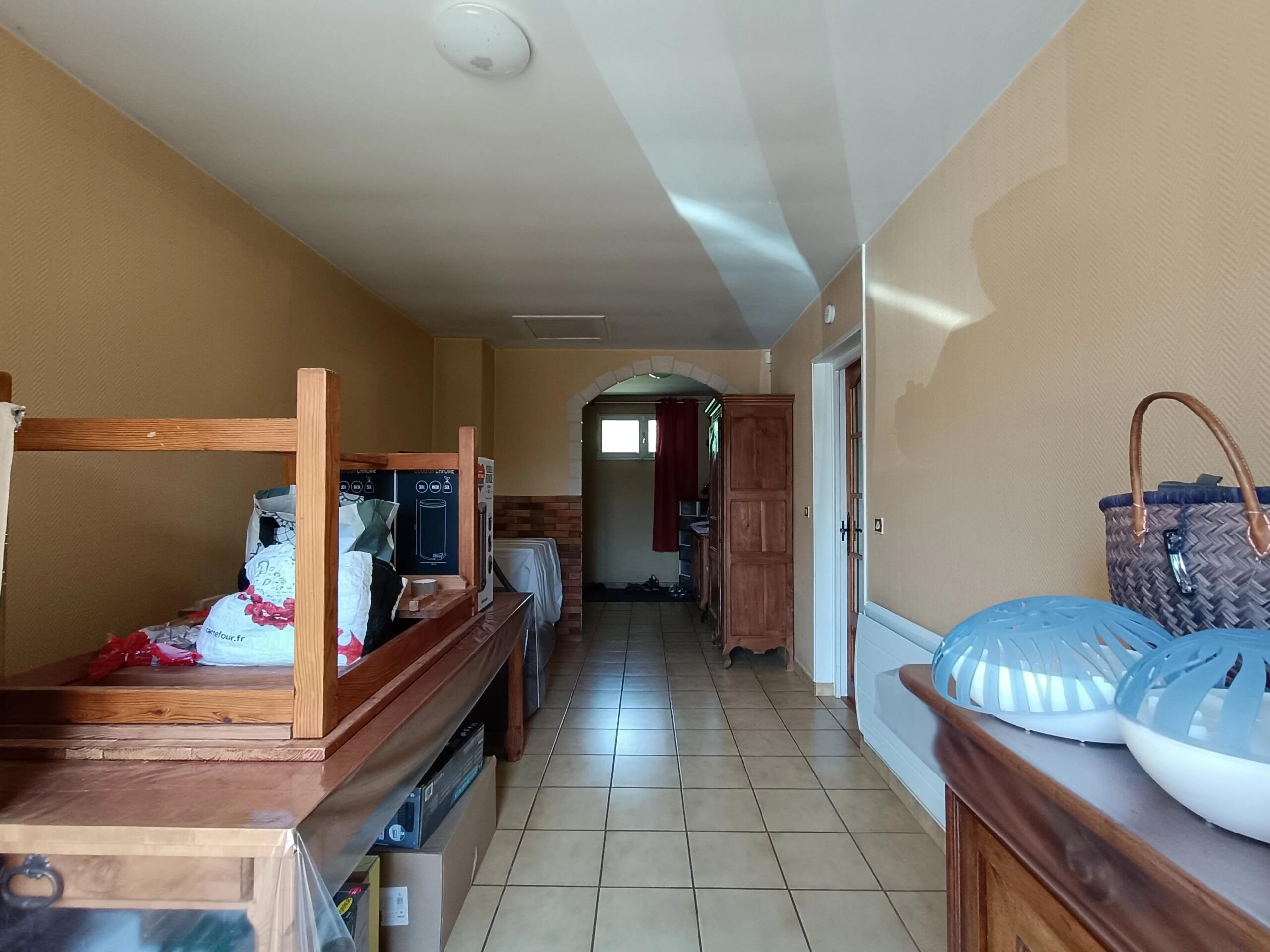 A picturesque setting just an hour from the beach, Poitou-Charentes – France – BVI85259