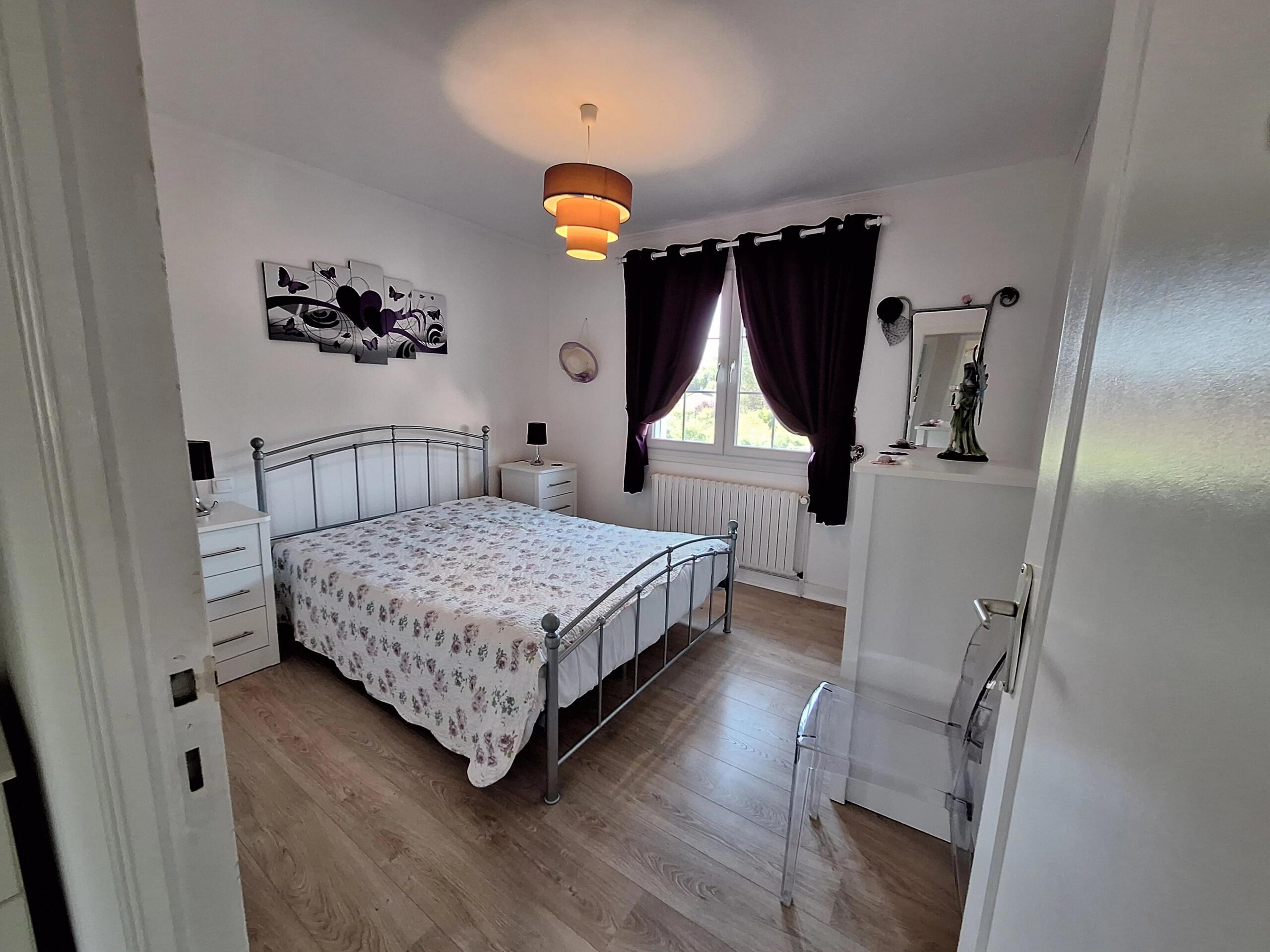 Beautifully presented property with revenue potential, Poitou-Charentes – France – BVI85663